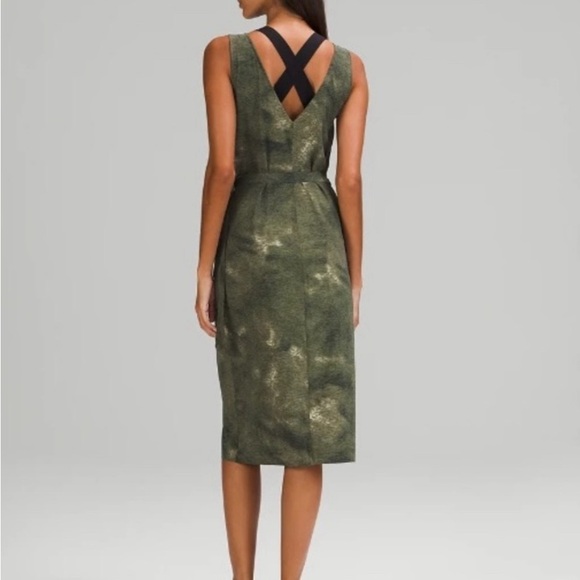 NWT 🔥Lululemon LAB Wrap it Up Dress Size 8 light sage - Picture 3 of 7